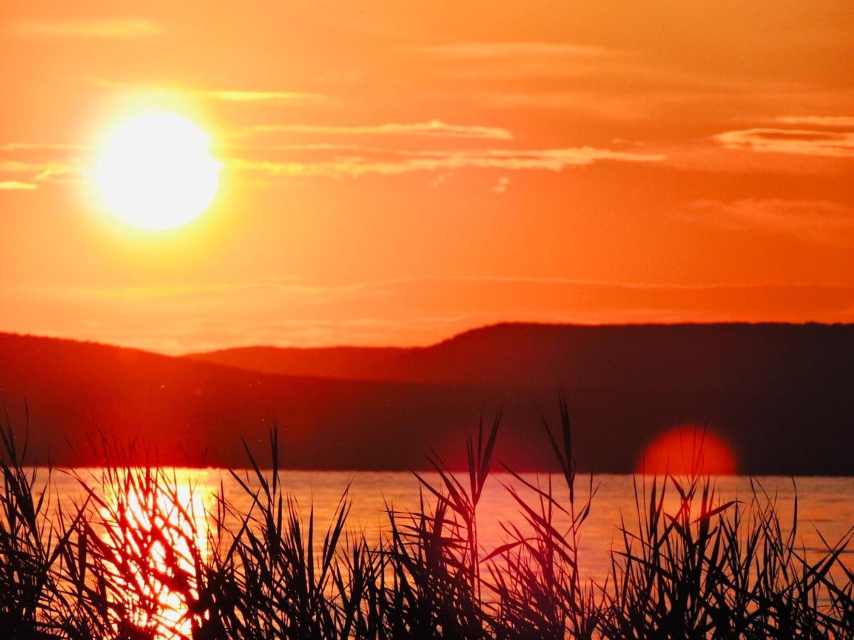 فيلا Ferienhaus Plattensee/Balaton Szolad المظهر الخارجي الصورة